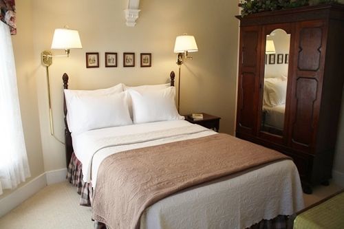 The Oak Bluffs Inn Bagian luar foto